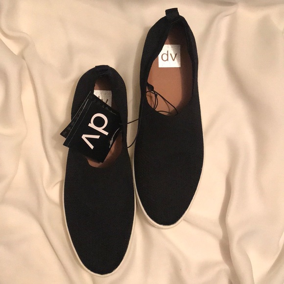 dv sneakers